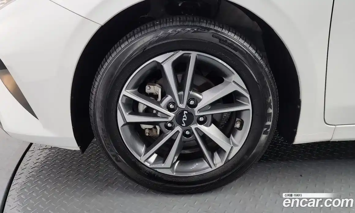 Kia K3 2022 1.6 Автомат в Москве № 54818, фото 5