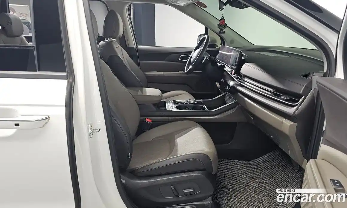 Kia Canival 2024 2.2 Автомат в Москве № 55809, фото 19