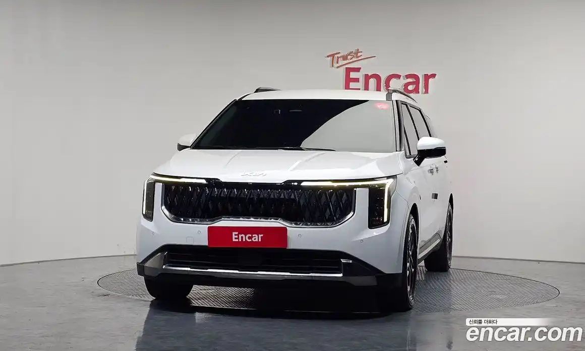 Kia Canival 2024 2.2 Автомат в Москве № 55809, фото 3