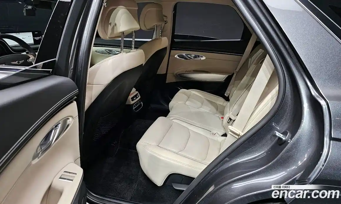 Genesis GV70 2023 2.5 Автомат в Москве № 56638, фото 11