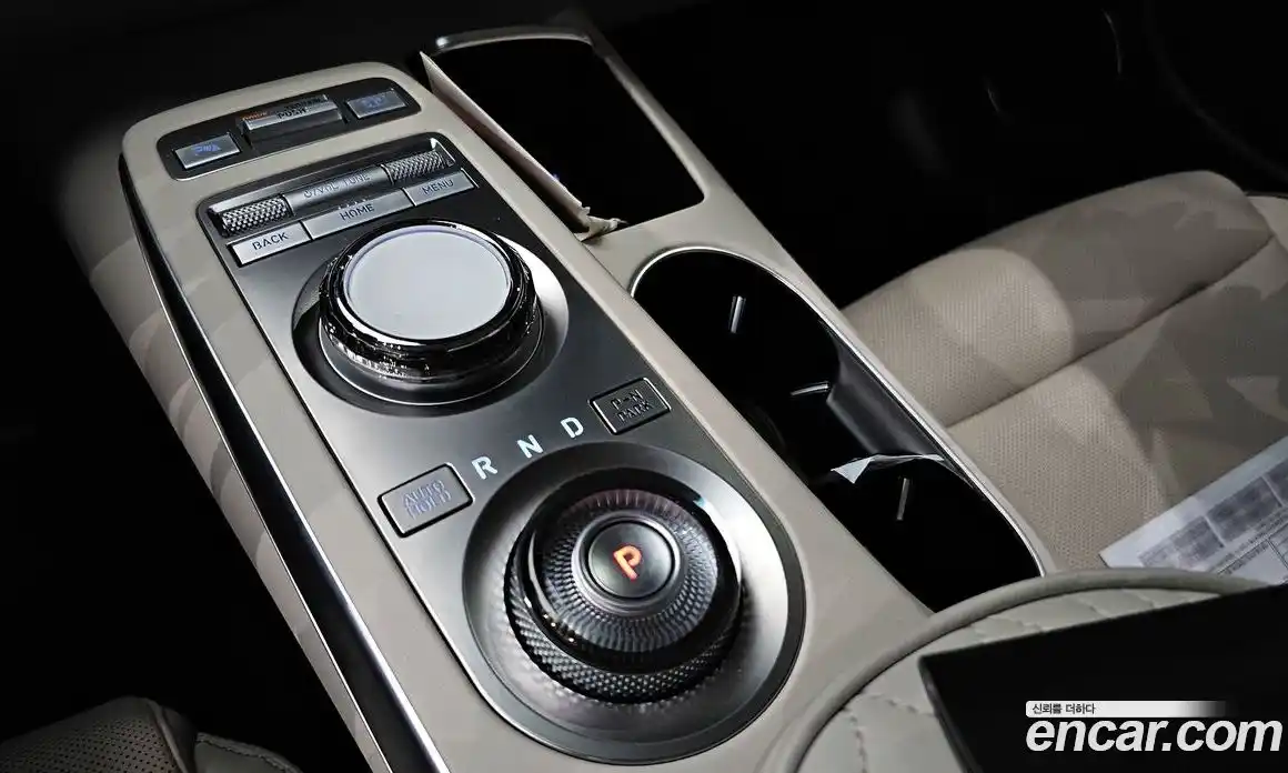 Genesis GV70 2023 2.5 Автомат в Москве № 56638, фото 6