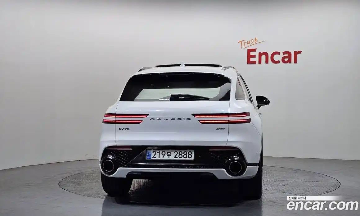 Genesis GV70 2023 2.5 Автомат в Москве № 57388, фото 13