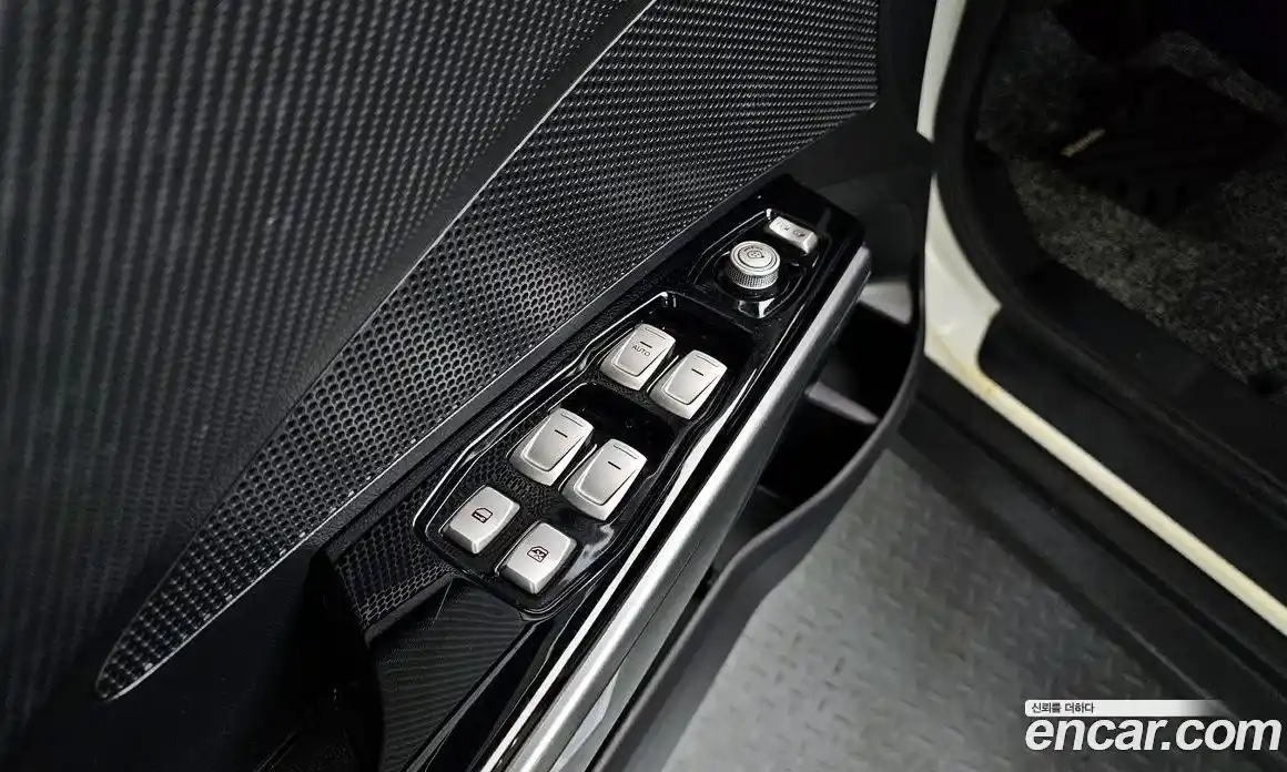 SsangYong TIBOLI 2018 1.6 Автомат в Москве № 65001, фото 13