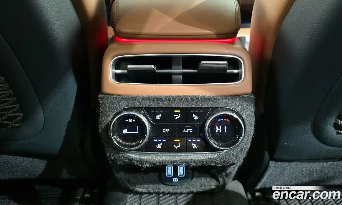 Genesis GV70 2023 2.5 Автомат в Москве № 82554, фото 11