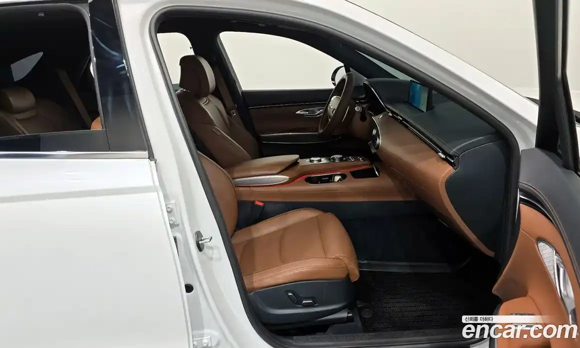 Genesis GV70 2023 2.5 Автомат в Москве № 82554, фото 8