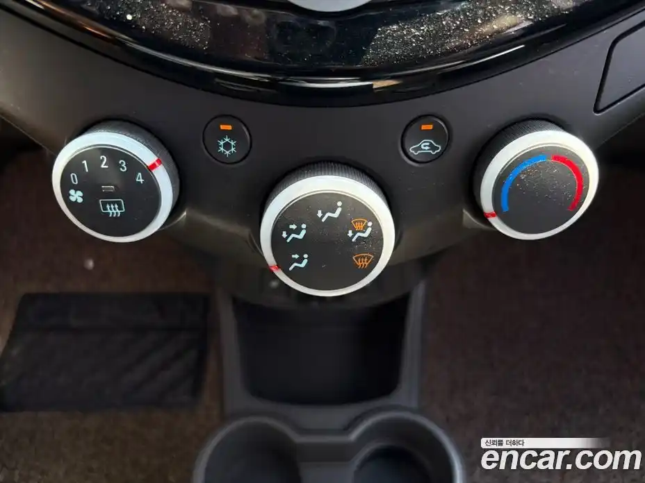 Chevrolet Spark 2014 1.0 Автомат в Москве № 104447, фото 11