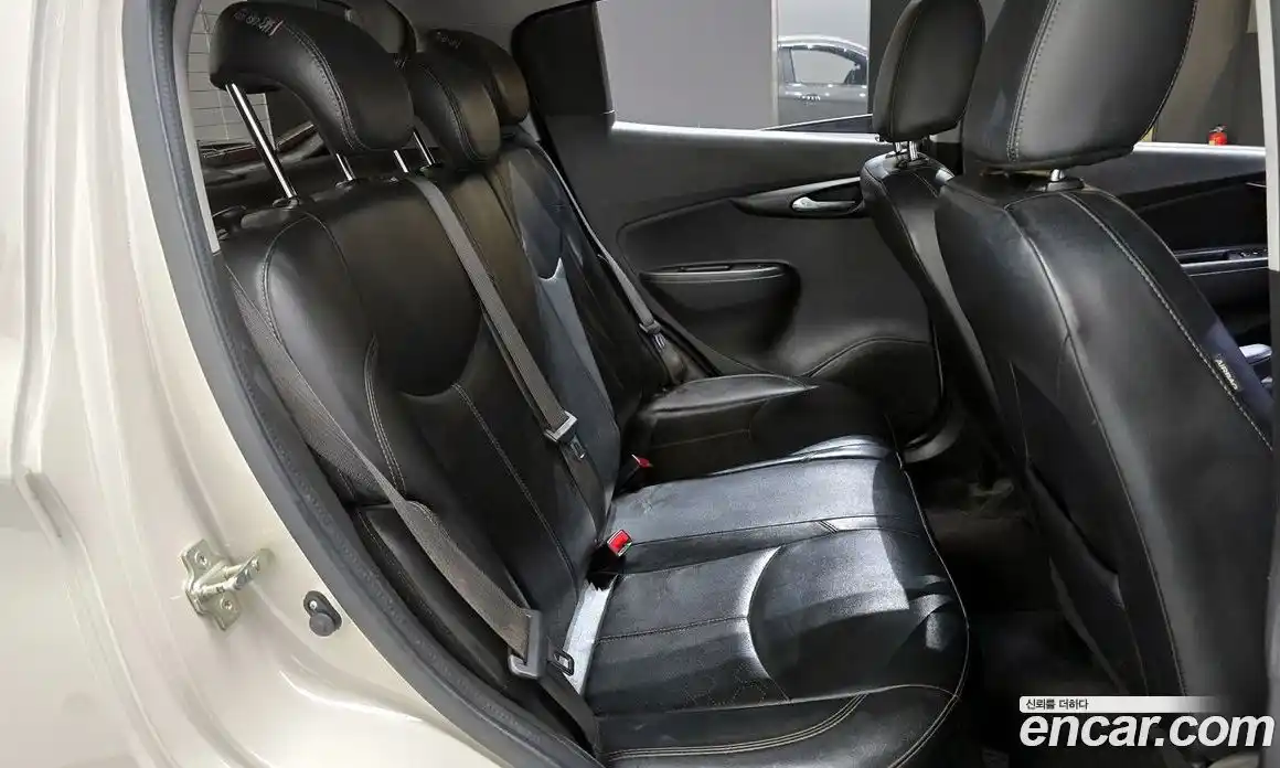 Chevrolet Spark 2017 1.0 Автомат в Москве № 105031, фото 14