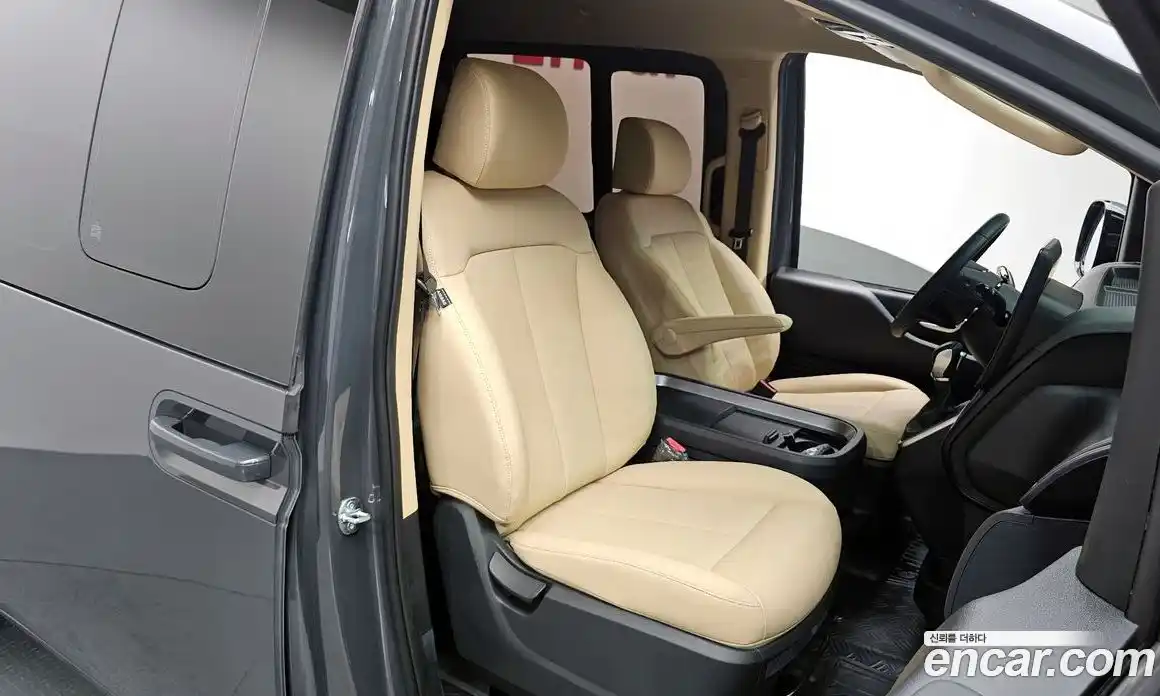 Hyundai Staria 2025 2.2 Автомат в Москве № 107832, фото 13