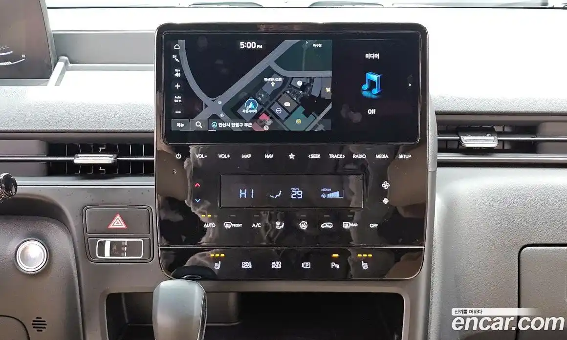 Hyundai Staria 2025 2.2 Автомат в Москве № 107832, фото 17