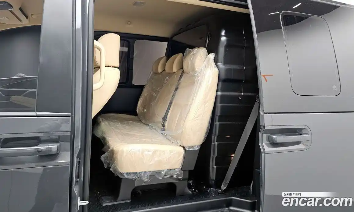 Hyundai Staria 2025 2.2 Автомат в Москве № 107832, фото 4