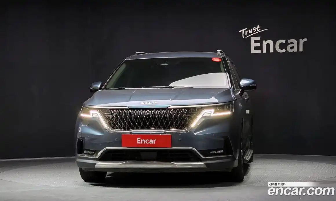 Kia Canival 2023 3.5 Автомат в Москве № 11044, фото 6