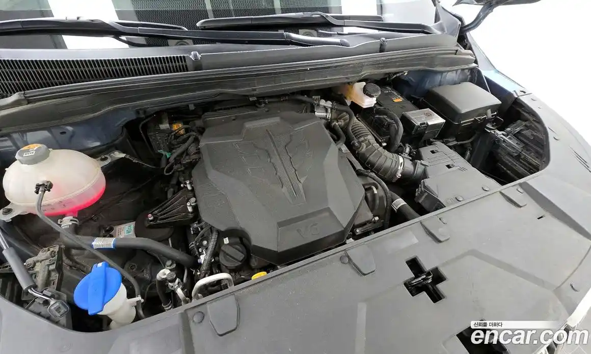 Kia Canival 2023 3.5 Автомат в Москве № 11044, фото 8