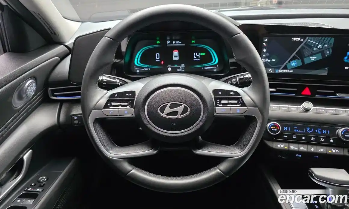 Hyundai Avante 2025 1.6 Автомат в Москве № 110465, фото 13