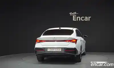 Hyundai Avante 2025 1.6 Автомат в Москве № 110465, миниатюра 4