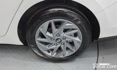 Hyundai Avante 2025 1.6 Автомат в Москве № 110465, миниатюра 5