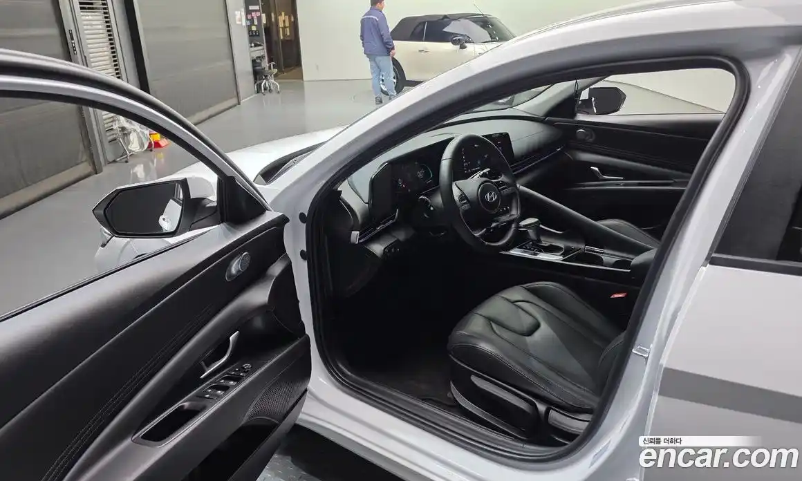 Hyundai Avante 2025 1.6 Автомат в Москве № 110465, фото 10