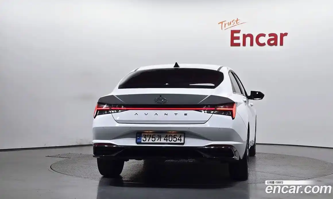 Hyundai Avante 2023 1.6 Автомат в Москве № 111804, фото 9