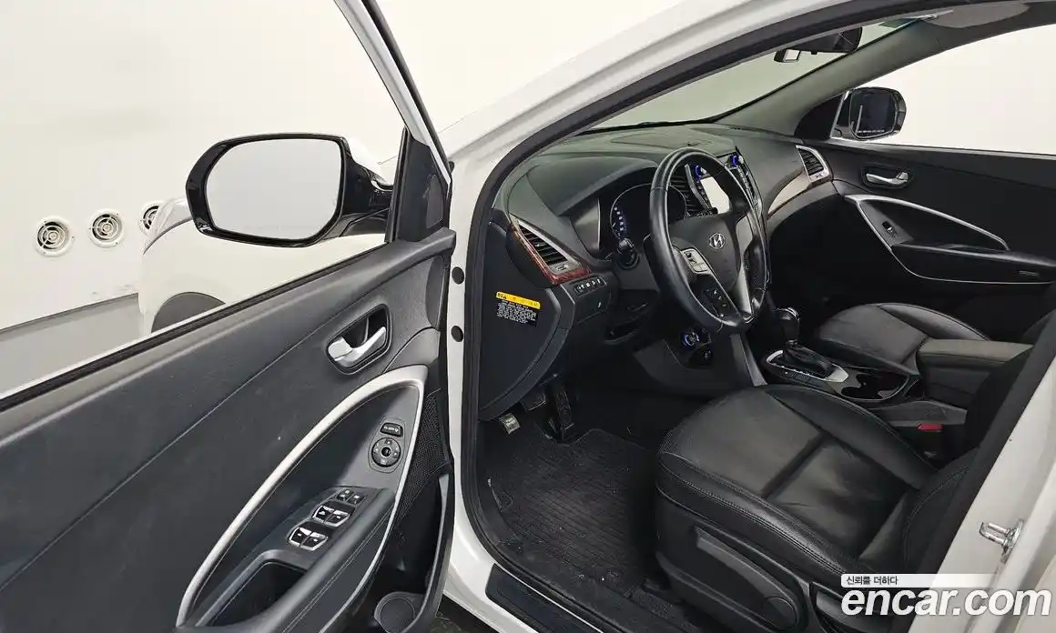 Hyundai Santa Fe 2016 2.0 Автомат в Москве № 111839, фото 18