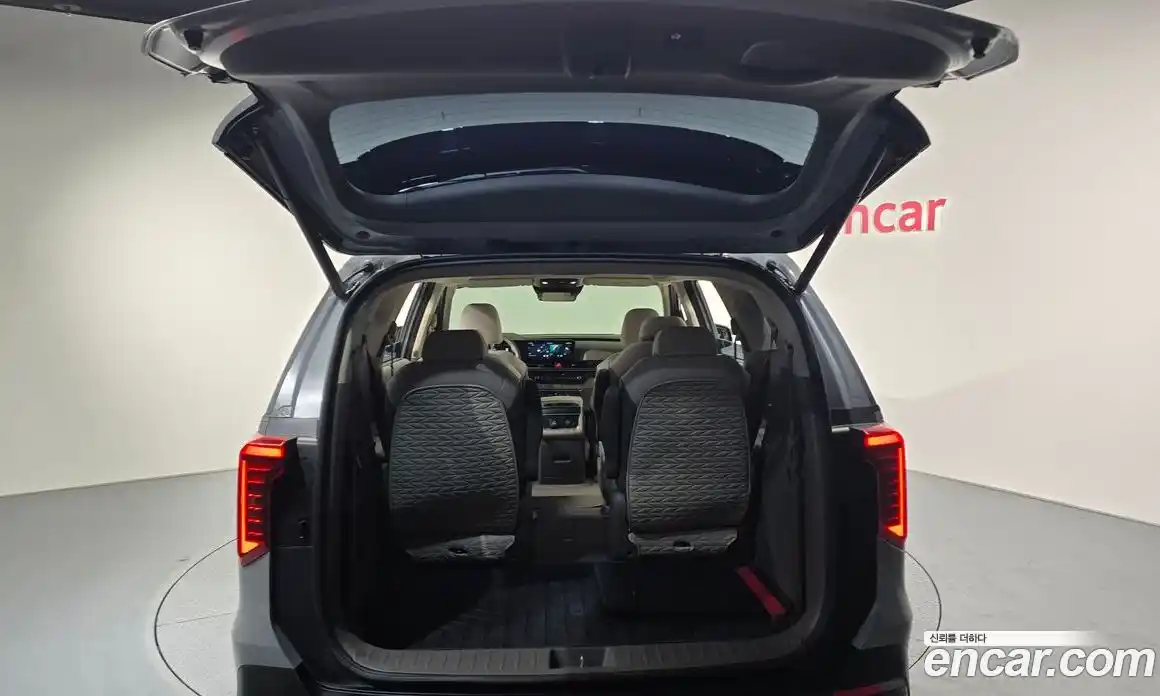 Kia Canival 2025 3.5 Автомат в Москве № 114339, фото 20