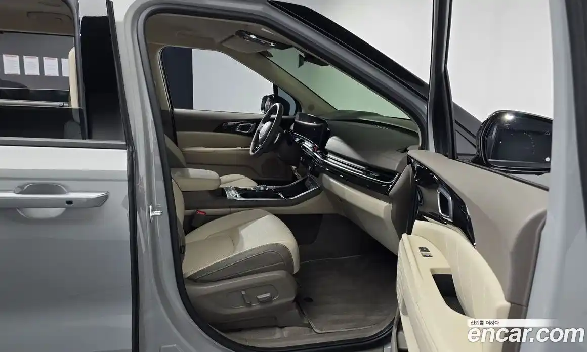 Kia Canival 2025 3.5 Автомат в Москве № 114339, фото 7