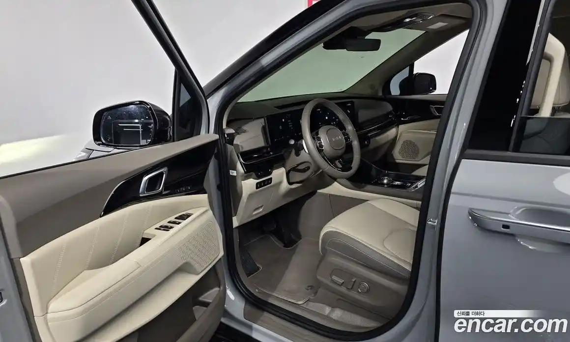 Kia Canival 2025 3.5 Автомат в Москве № 114339, фото 8