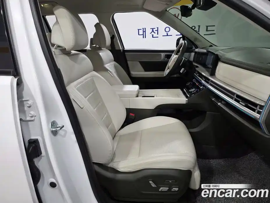 Hyundai Santa Fe 2024 2.5 Автомат в Москве № 114862, фото 17