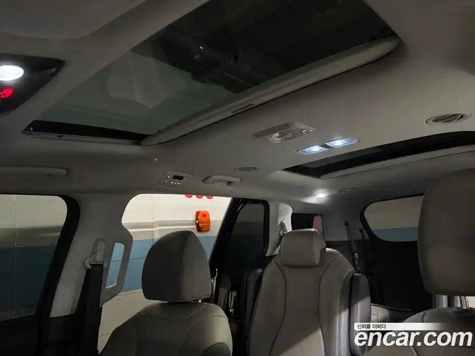 Kia Canival 2025 2.2 Автомат в Москве № 114943, фото 8