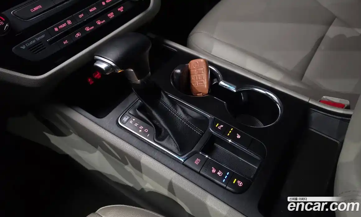 Kia Canival 2019 2.2 Автомат в Москве № 122353, фото 6