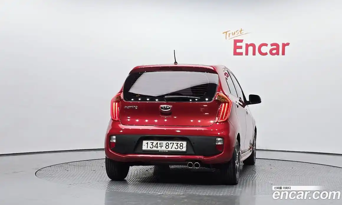 Kia Morning 2012 1.0 Автомат в Москве № 122358, фото 4