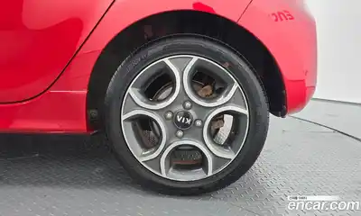 Kia Morning 2012 1.0 Автомат в Москве № 122358, миниатюра 5