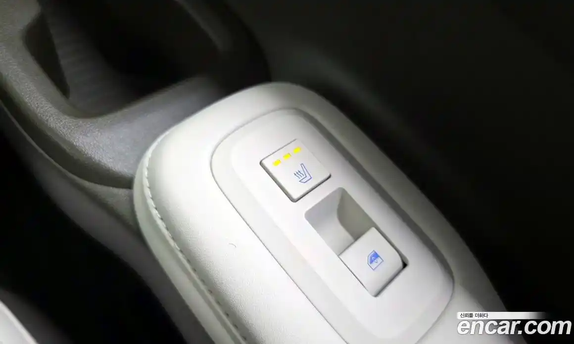 Hyundai Santa Fe 2024 1.6 Автомат в Москве № 125127, фото 19