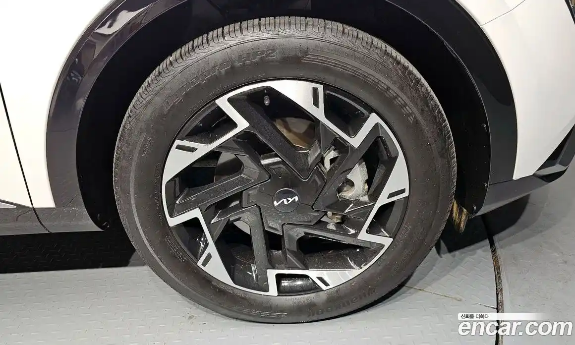 Kia Sportage 2024 1.6 Автомат в Москве № 128354, фото 1