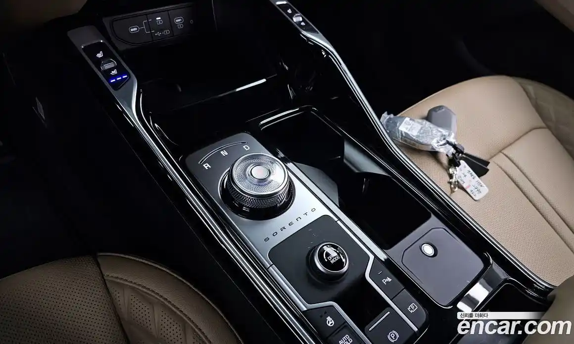 Kia Sorento 2024 1.6 Автомат в Москве № 128477, фото 1