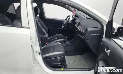 Kia Morning 2023 1.0 Автомат в Москве № 130975, миниатюра 5