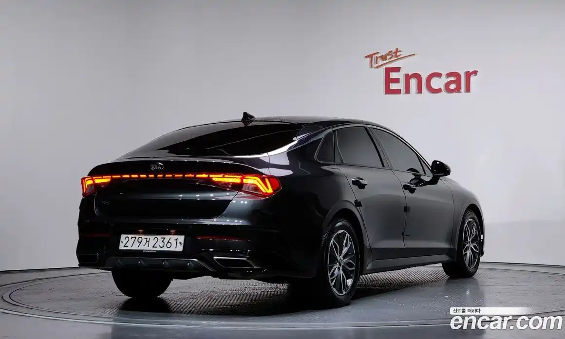 Kia K5 2020 2.0 Автомат в Москве № 132109, фото 2