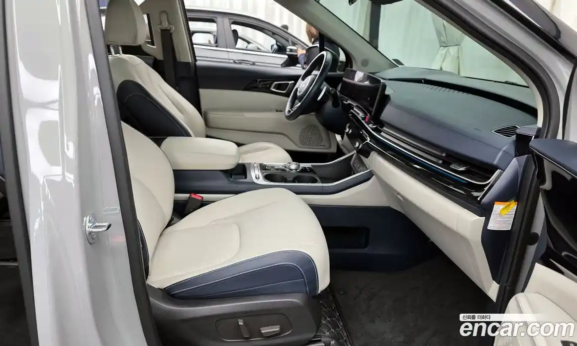 Kia Canival 2025 1.6 Автомат в Москве № 132187, фото 17