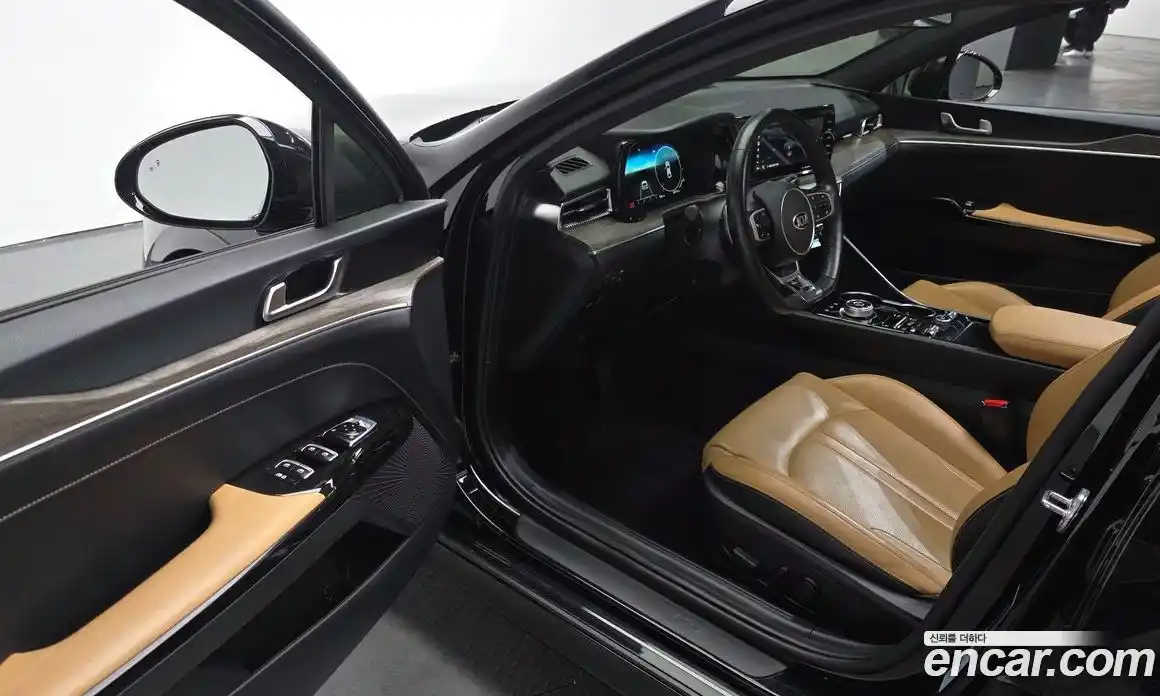 Kia K5 2021 1.6 Автомат в Москве № 133006, фото 4