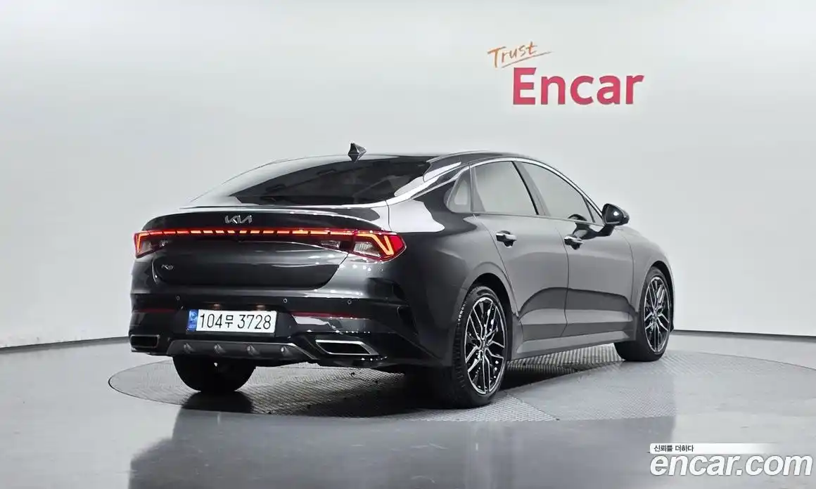 Kia K5 2022 1.6 Автомат в Москве № 133494, фото 1