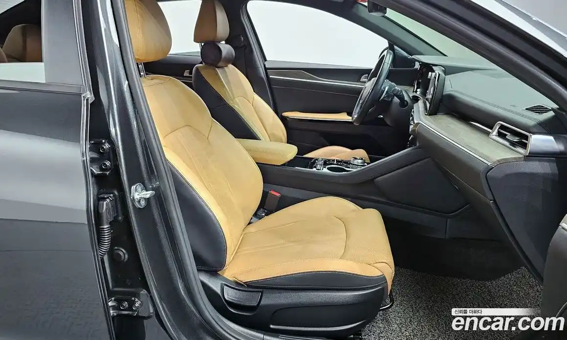 Kia K5 2022 1.6 Автомат в Москве № 133494, фото 12