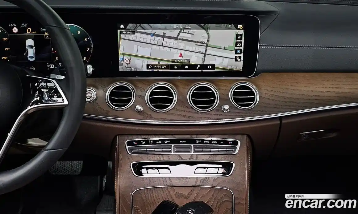 Mercedes-Benz E-Class 2023 2.0 Автомат в Москве № 139831, фото 8