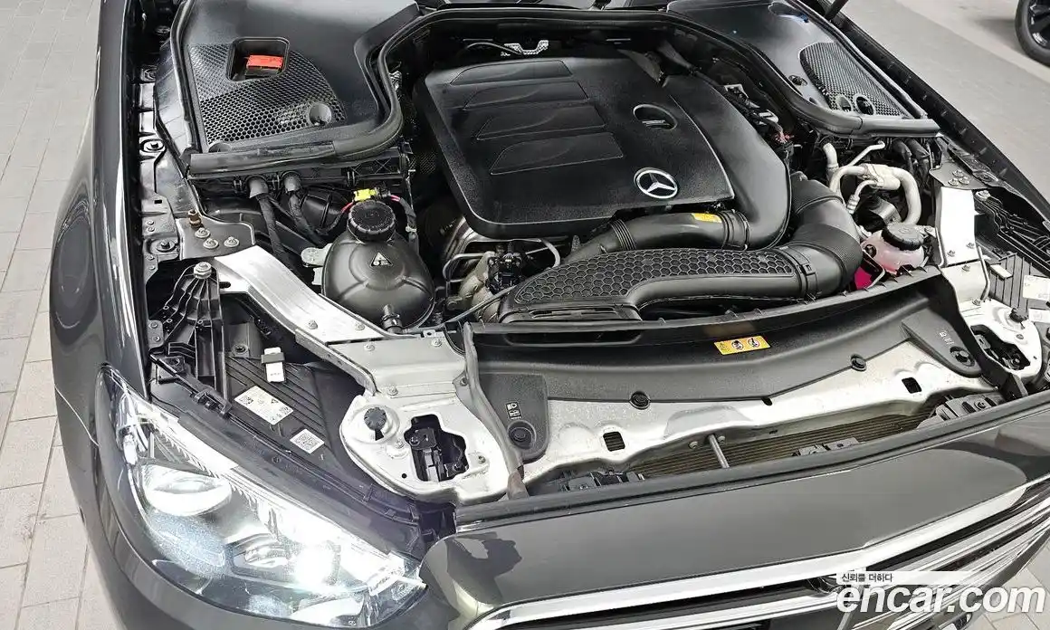 Mercedes-Benz E-Class 2023 2.0 Автомат в Москве № 140460, фото 16