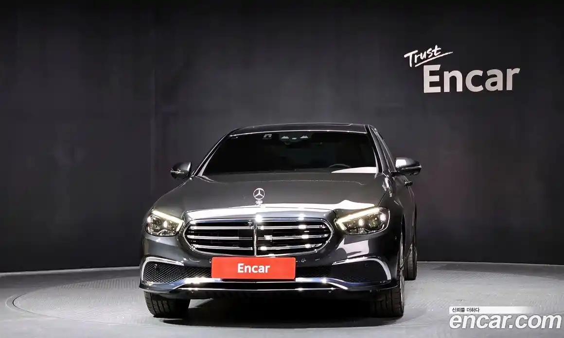 Mercedes-Benz E-Class 2023 2.0 Автомат в Москве № 140460, фото 5