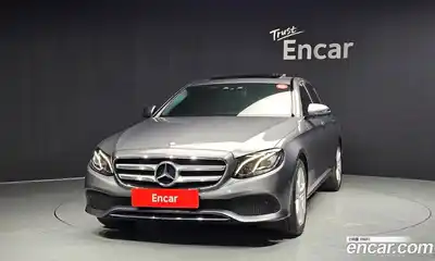Mercedes-Benz E-Class 2017 2.0 Автомат в Москве № 142841, миниатюра 5