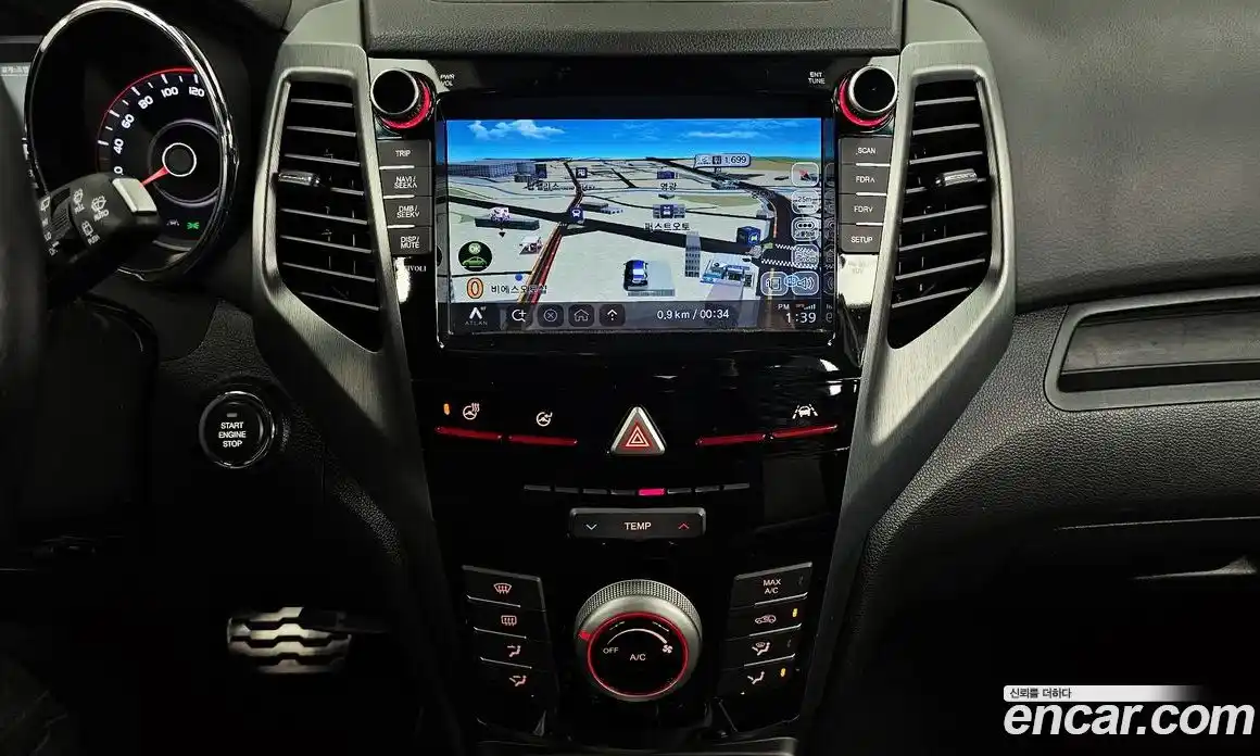 SsangYong TIBOLI 2018 1.6 Автомат в Москве № 146855, фото 13