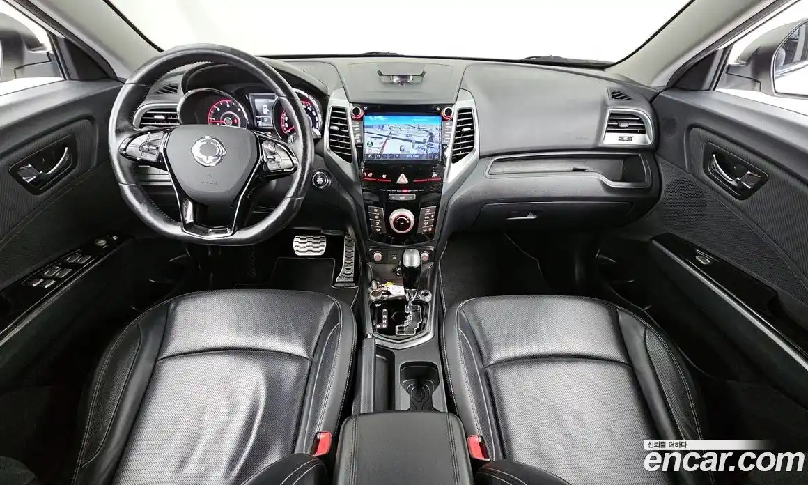 SsangYong TIBOLI 2018 1.6 Автомат в Москве № 146855, фото 2