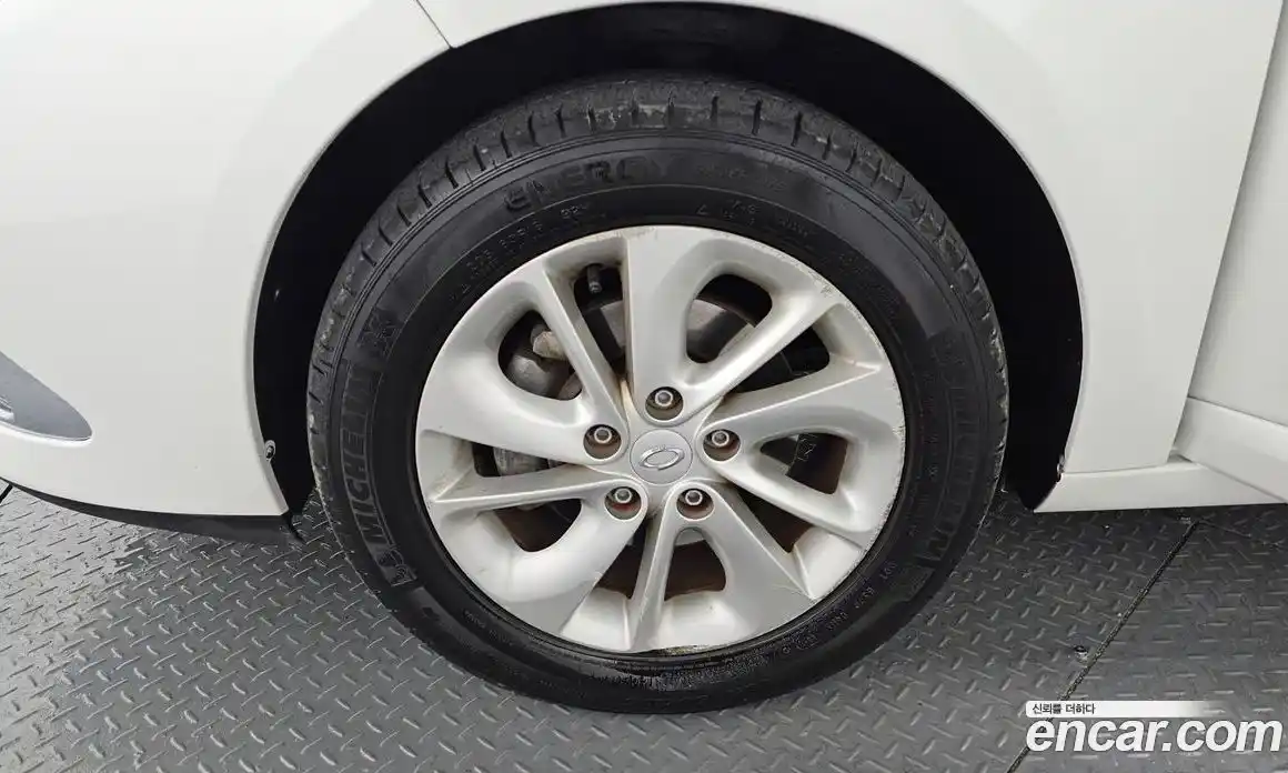 Renault SM3 2015 1.6 Автомат в Москве № 147617, фото 13