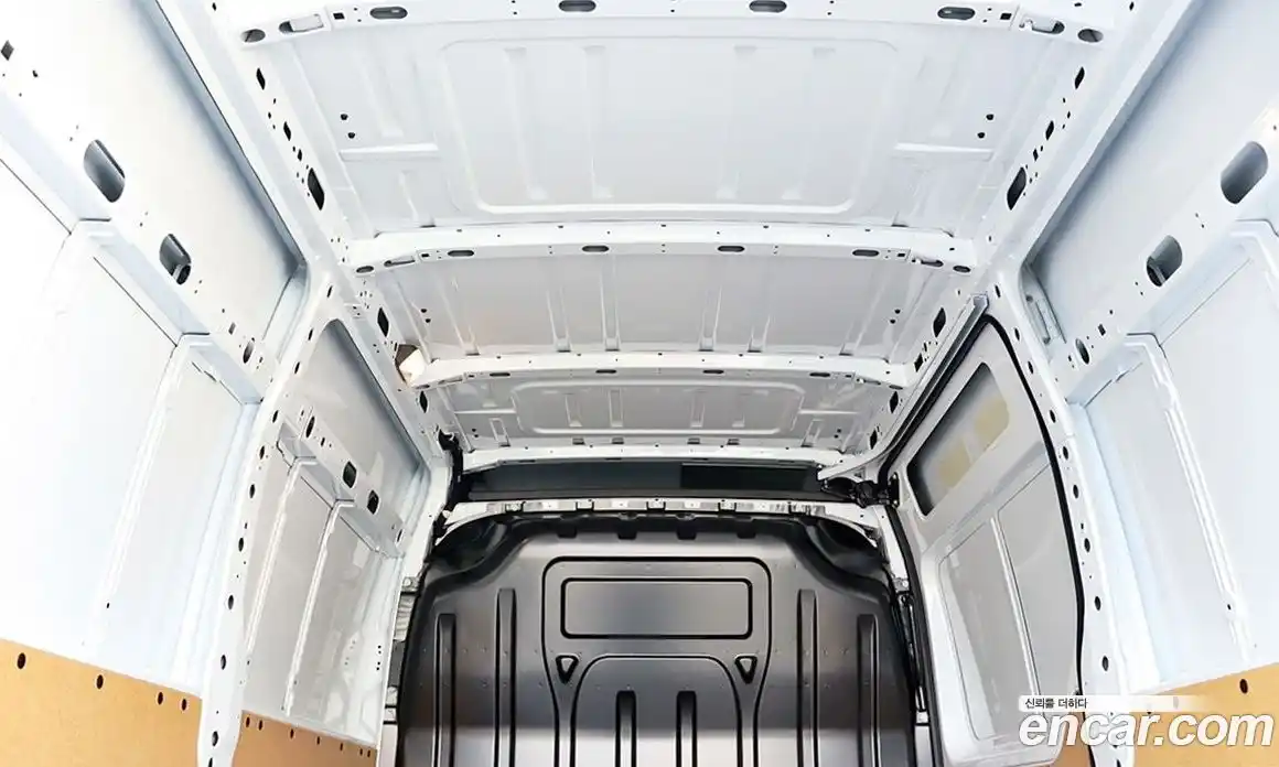 Renault Master 2024 2.3 Механическая в Москве № 151941, фото 20