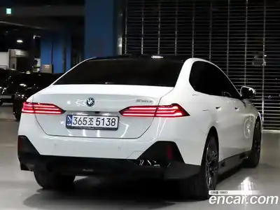 BMW 5-Series 2024 2.0 Автомат в Москве № 154922, миниатюра 2