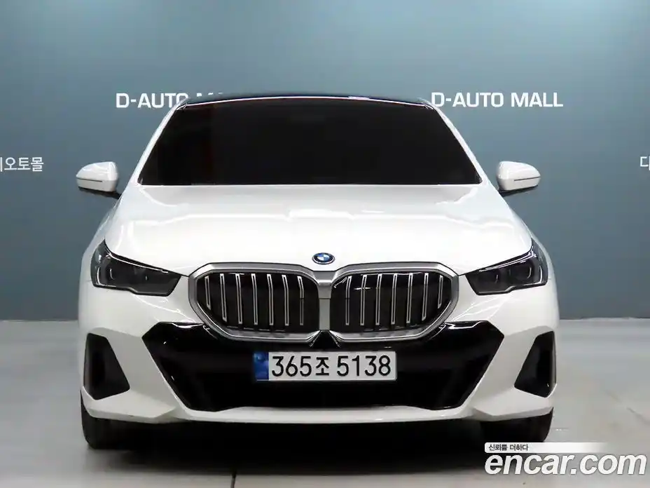 BMW 5-Series 2024 2.0 Автомат в Москве № 154922, фото 3