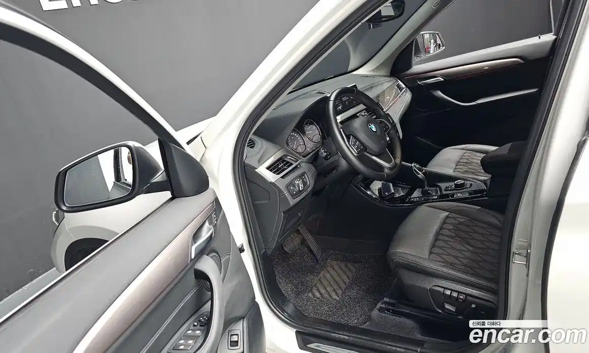 BMW X1 2021 2.0 Автомат в Москве № 156238, фото 4